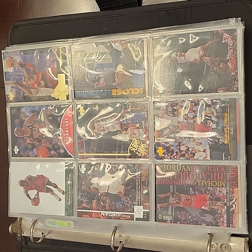 Lot of Michael Jordan cards
